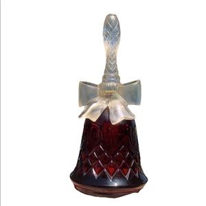 SALE!! Perfume Vintage crystal song bell avon bottle FULL
